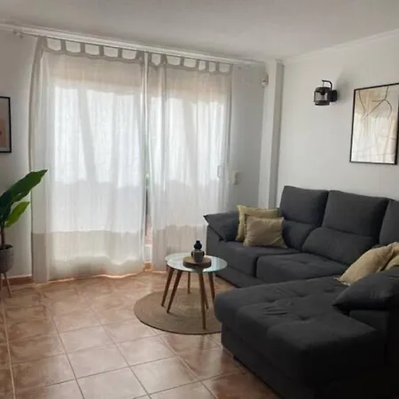 Apartamento Con Terraza En Complejo Residencial
